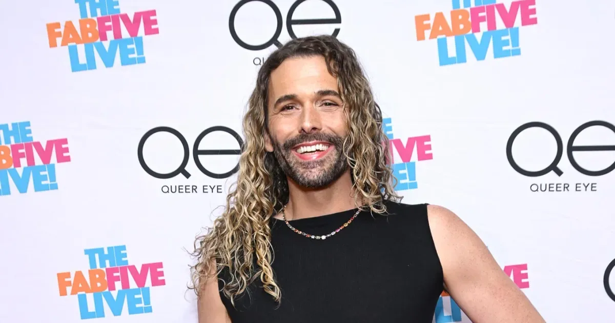 Jonathan Van Ness de Queer Eye révèle une selfie de ses abdos après perte de poids GLP-1