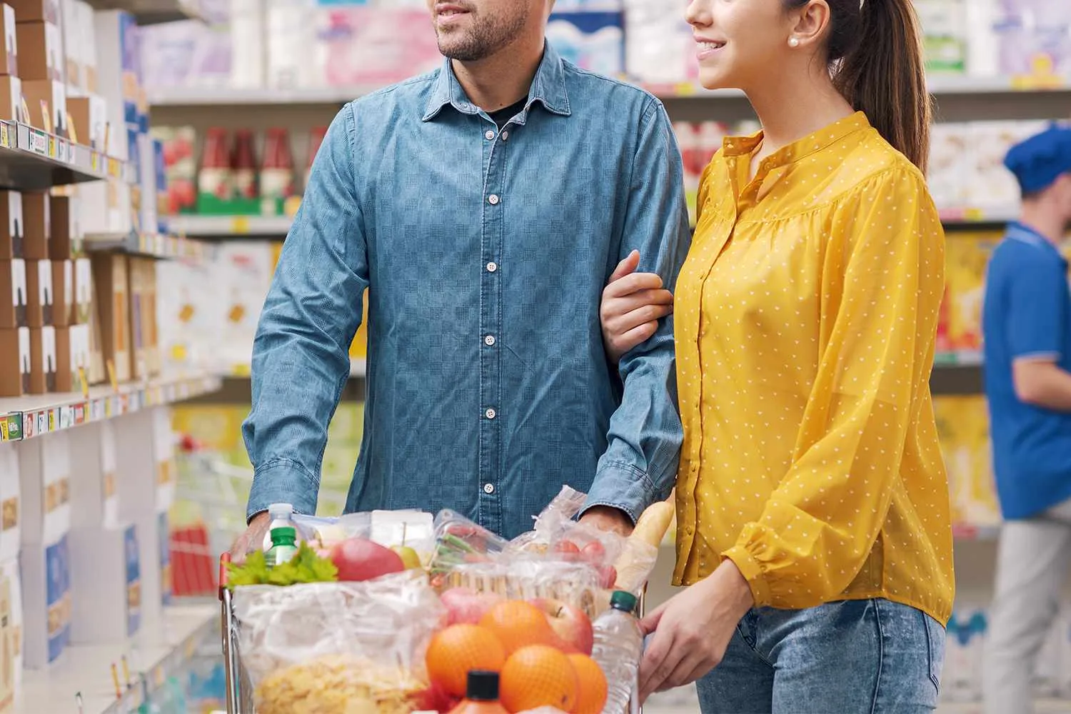 Badania: Użytkownicy leków GLP-1 ograniczają wydatki na zakupy spożywcze i jedzenie na mieście