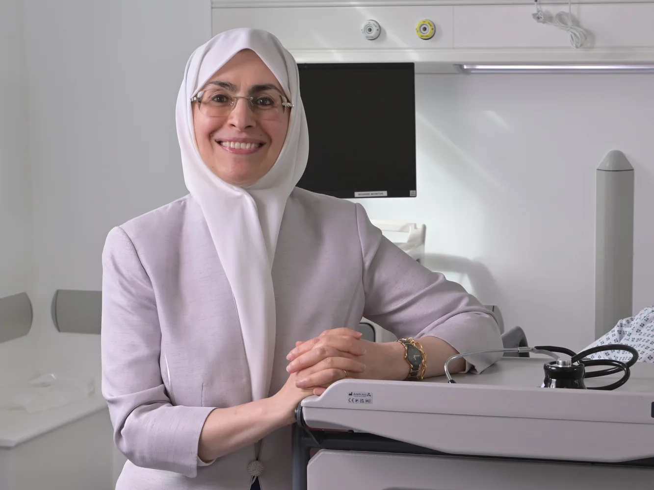 Universidad Aston investiga fármacos para bajar de peso en el tratamiento del SOP