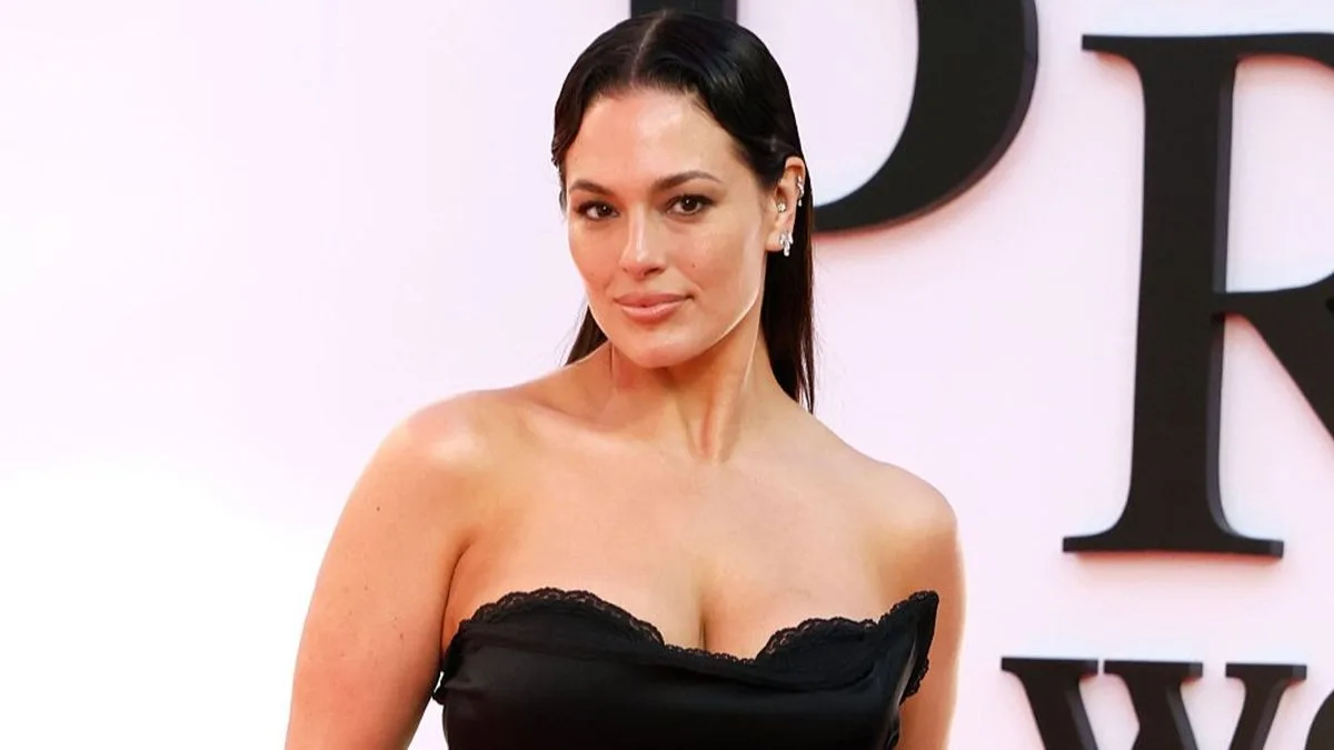 GLP-1 Drugs: Ashley Graham's Concerns on Weight Loss Trends