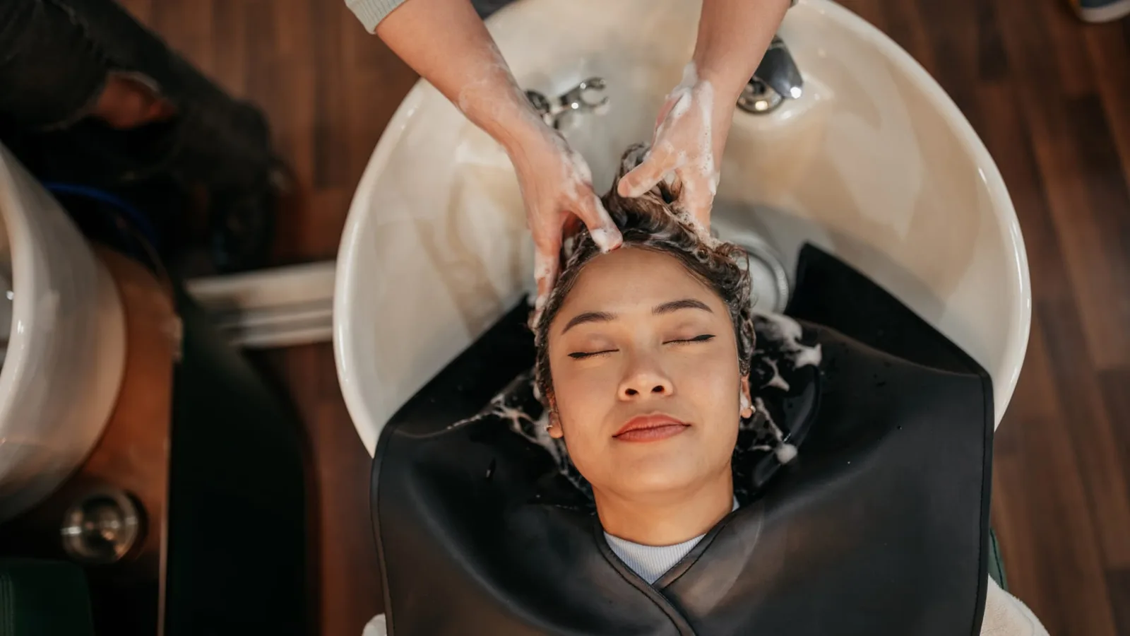 GLP-1s and Hair Loss: Understanding the Link & Treatment Options